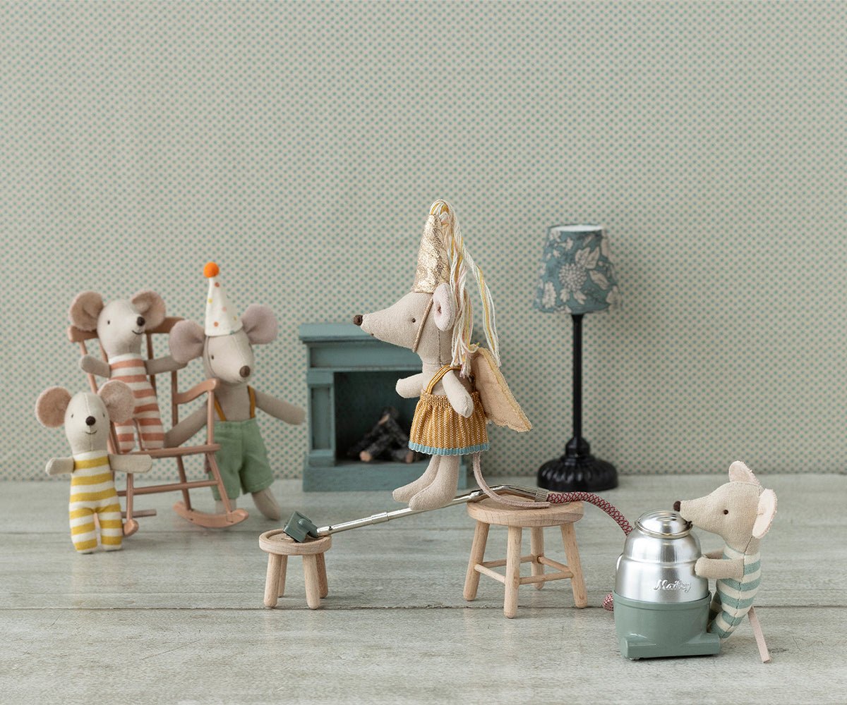 Maileg Miniatur Tisch und Hocker Maus – Bild 5