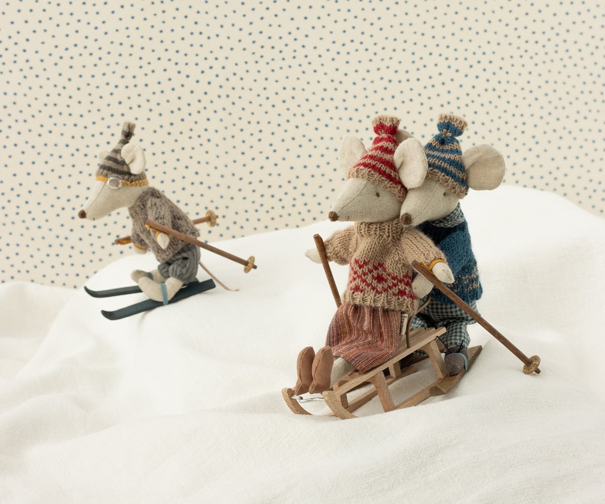 Maileg Strickpullover mit Mütze Mama und Papa Maus Braun – Bild 2
