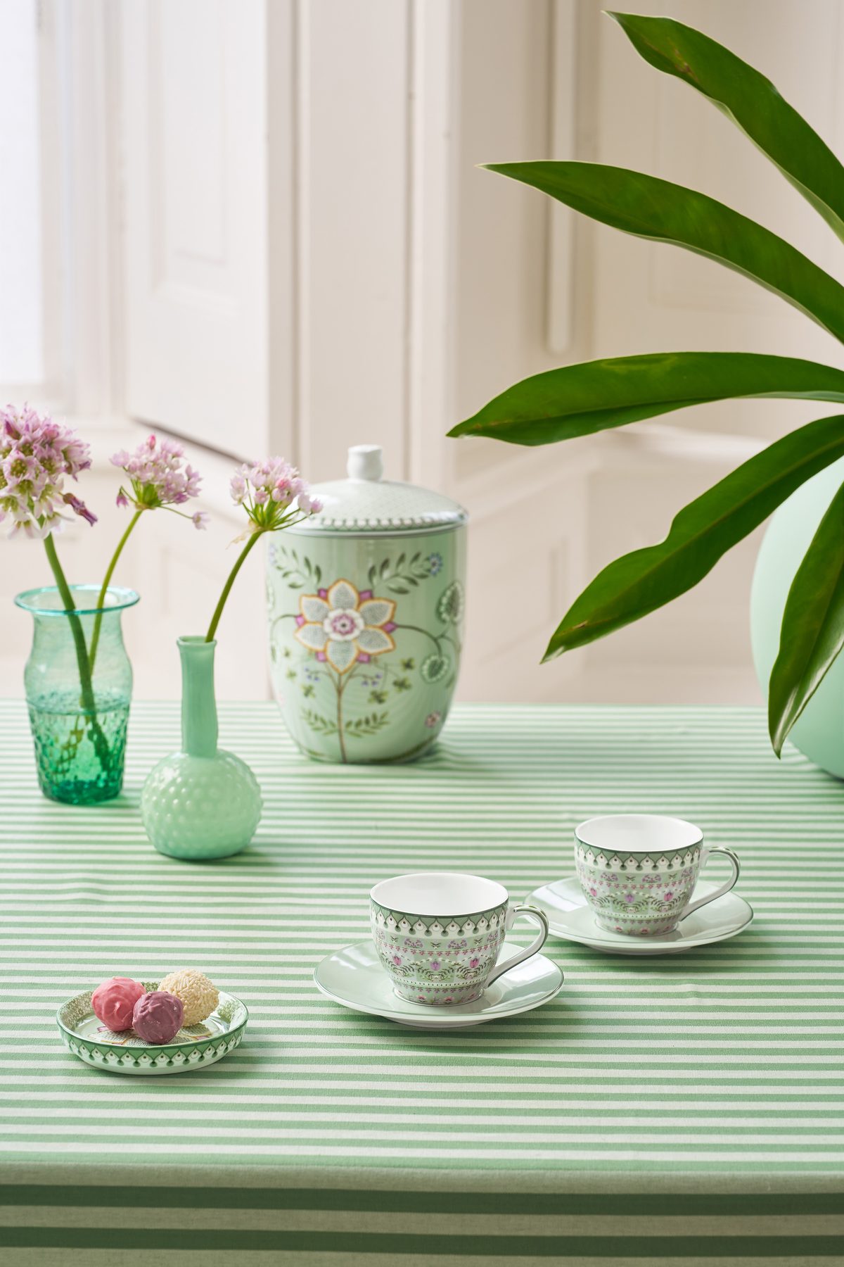 Pip Studio Lily & Lotus green Espressotasse mit Unterteller 2tlg. Set – Bild 2