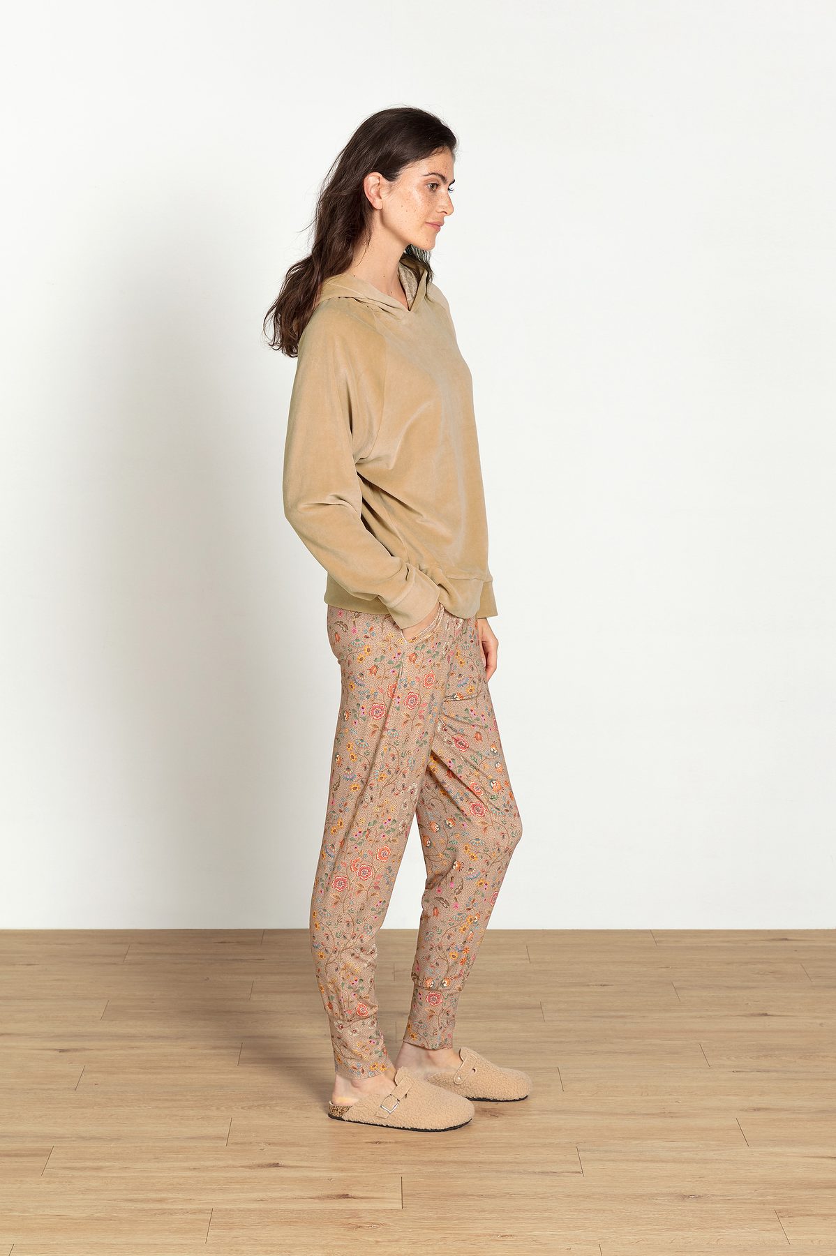 Pip Studio Tamari Kapuzenpullover Velvet Beige – Größe XS – Bild 16