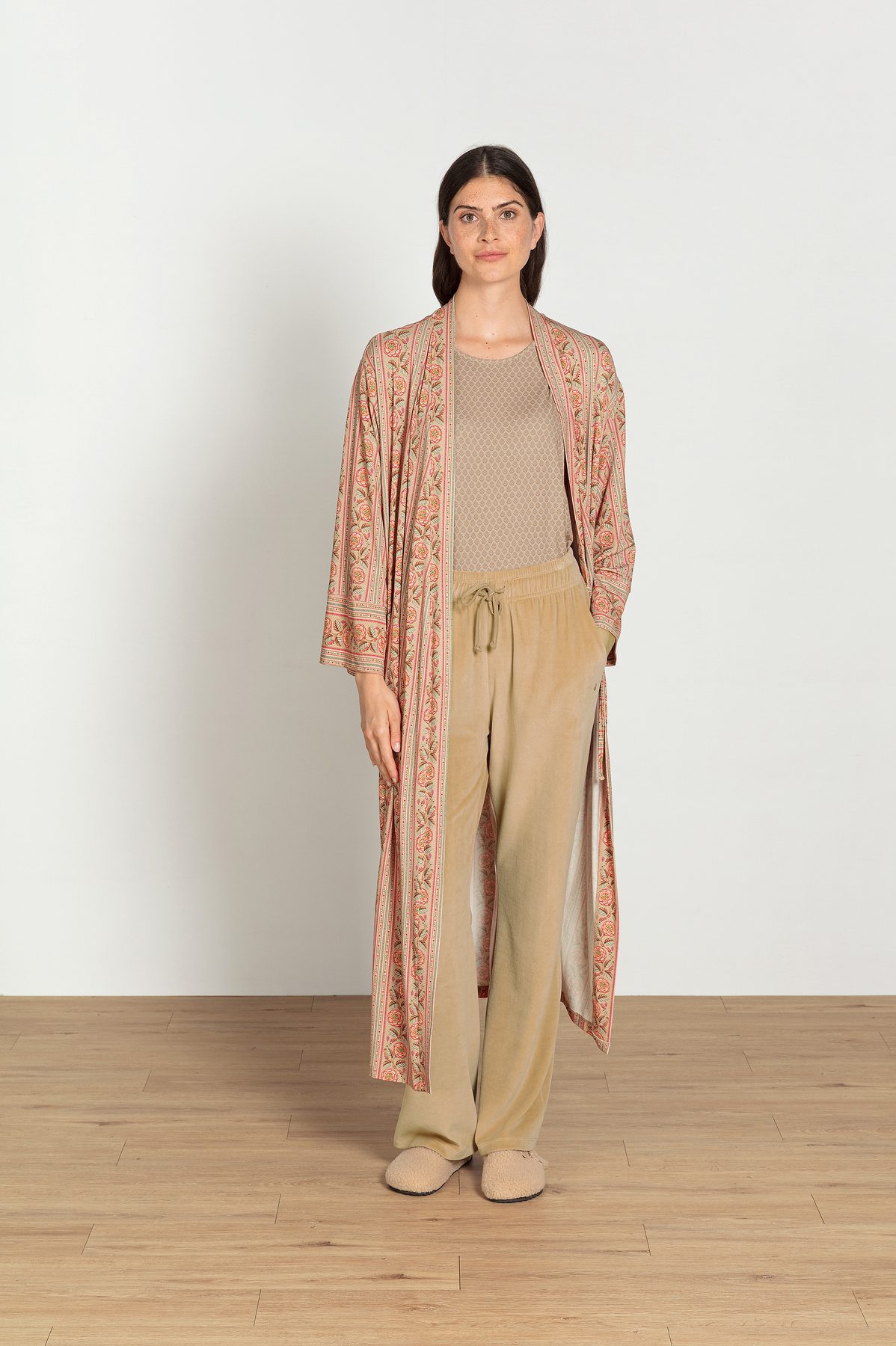 Pip Studio Britta Loungehose Velvet Beige – Größe XS – Bild 9