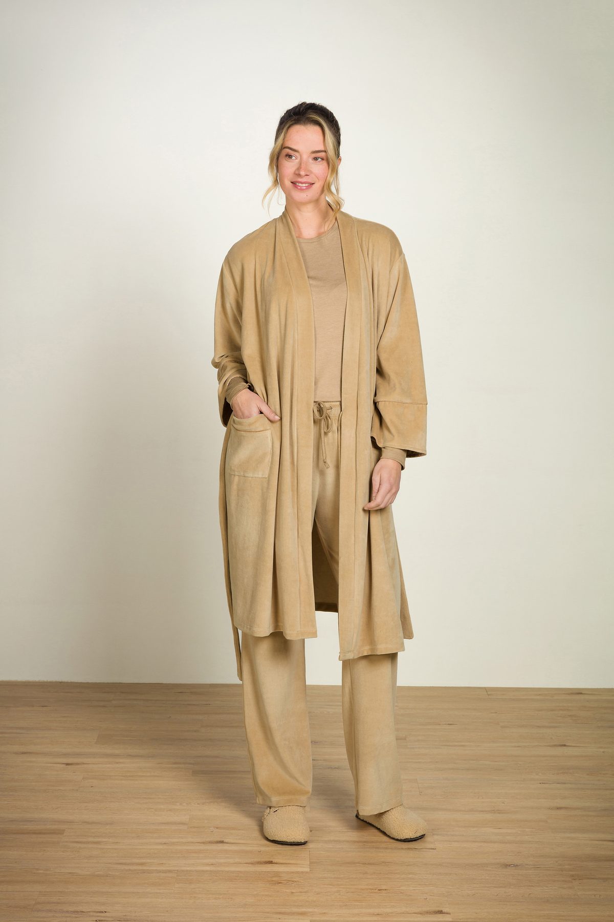 Pip Studio Britta Loungehose Velvet Beige – Größe XL – Bild 6