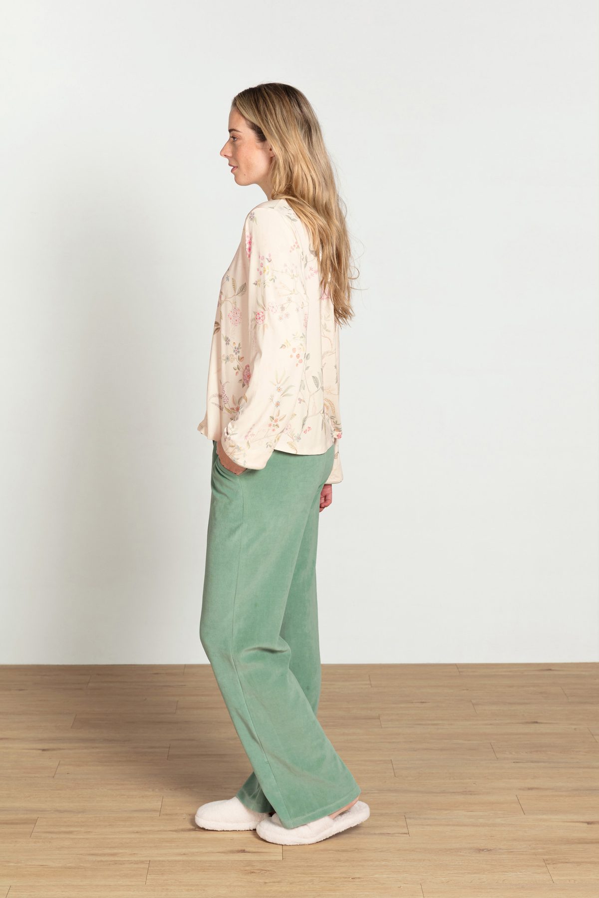 Pip Studio Britta Loungehose Velvet Grün – Größe XS – Bild 15