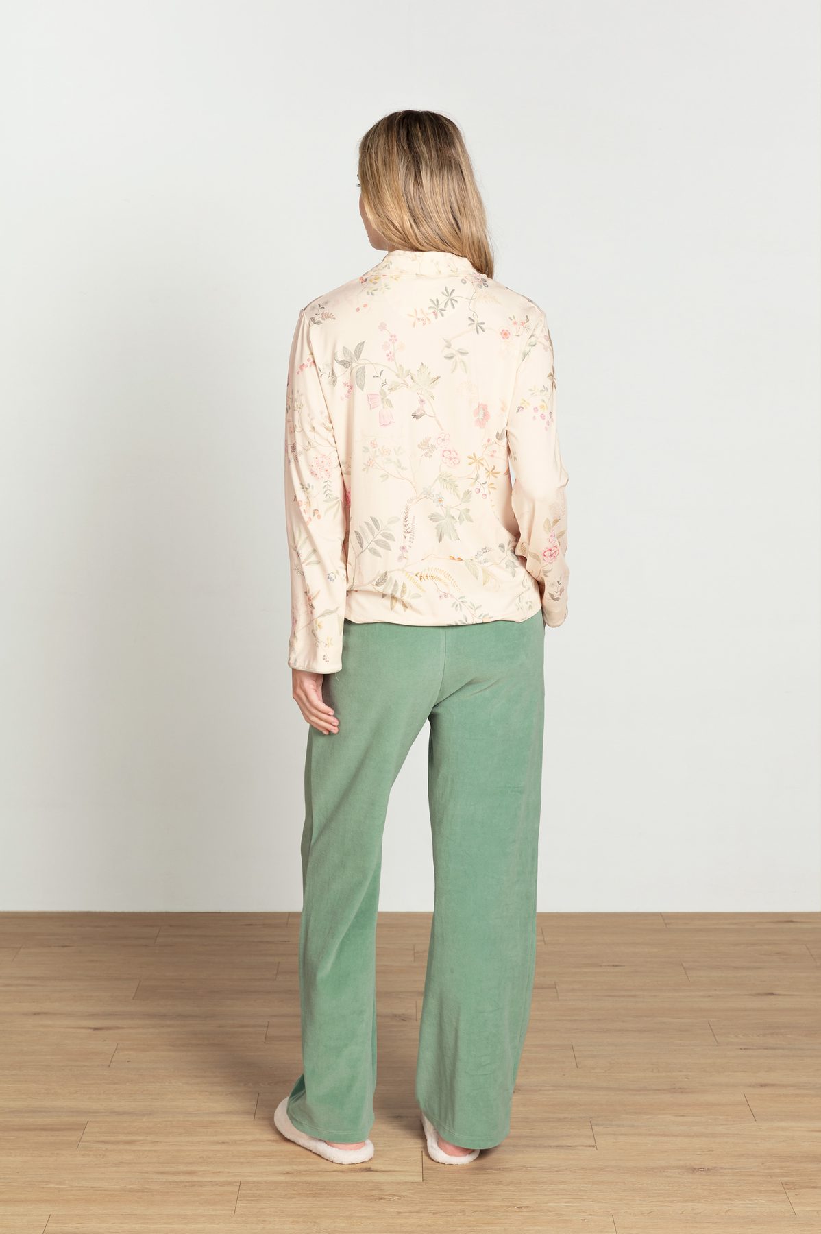 Pip Studio Britta Loungehose Velvet Grün – Größe M – Bild 5