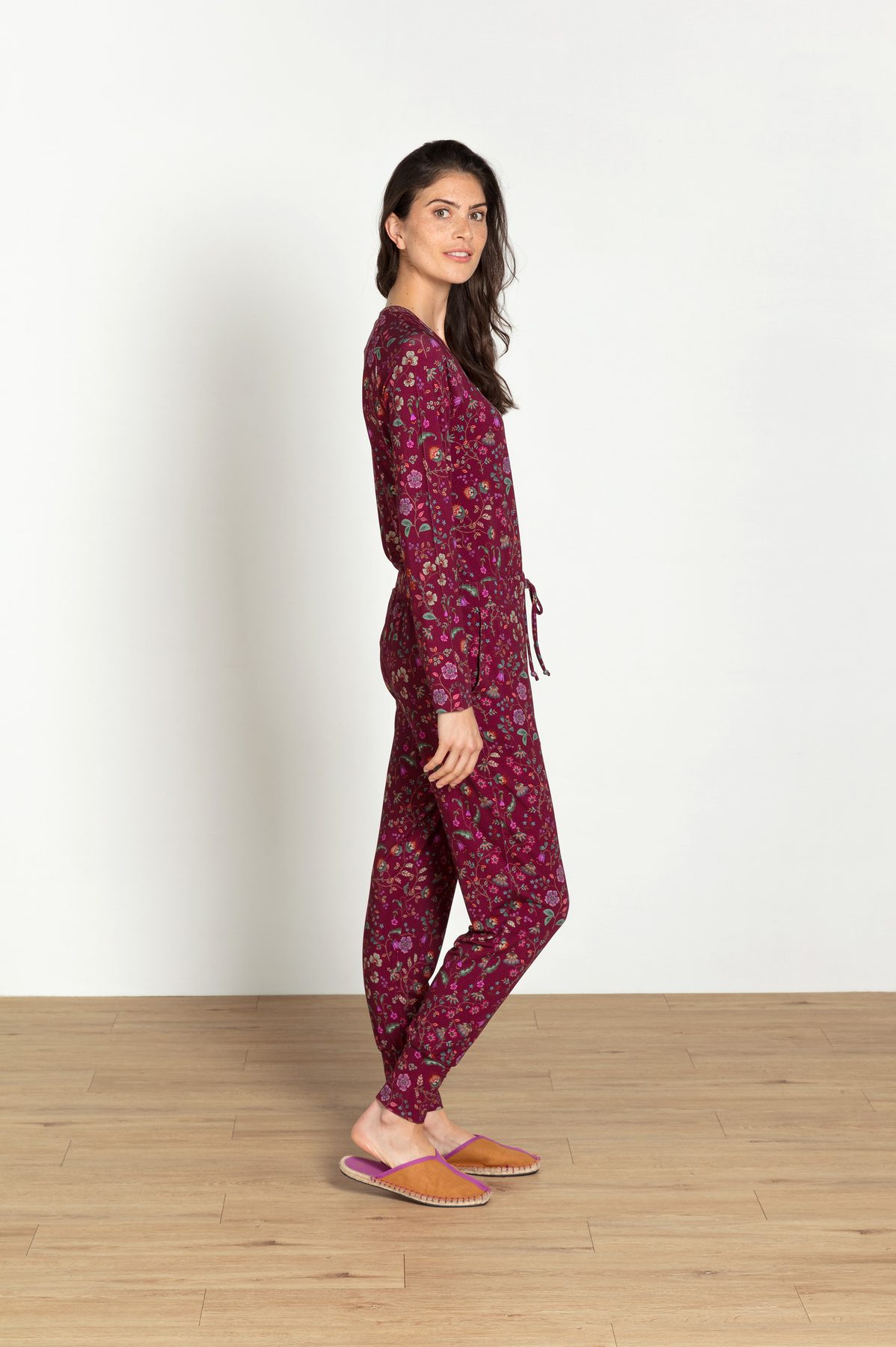 Pip Studio Bobien Loungehose Flora Bangalore Dunkelpink – Größe M – Bild 4
